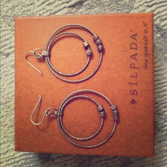 *SOLD* Silpada earrings