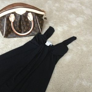 👠Sold🌹Short little black dress