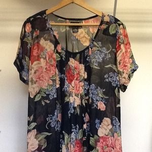 Flowered full length 100% Rayon Dress. Size Med.