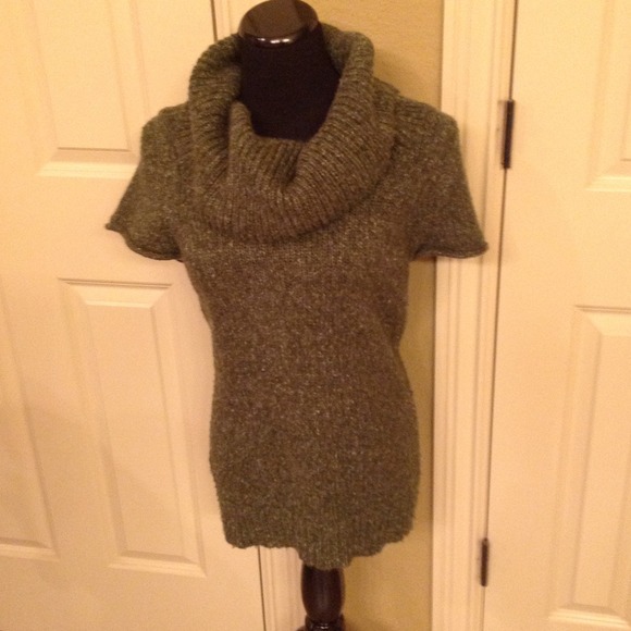 BCBG cowl neck sweater, green.