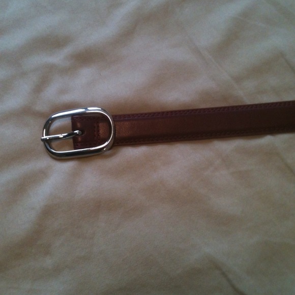 Deep red skinny belt! - Picture 2 of 2