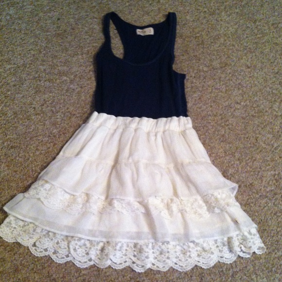 Hollister summer dress ⛔Reserved⛔