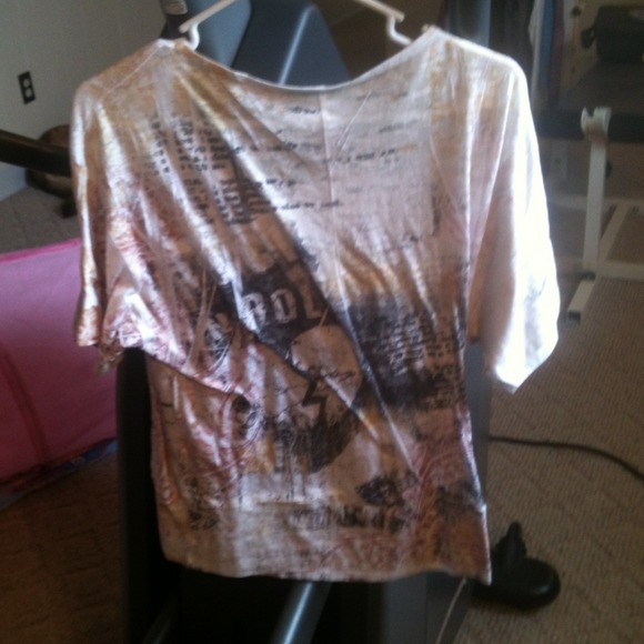 Fun print shirt! - Picture 2 of 2