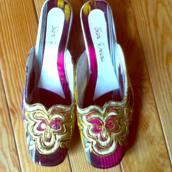 Uzbek Asian slippers slides @ REDUCED@ - Picture 1 of 3