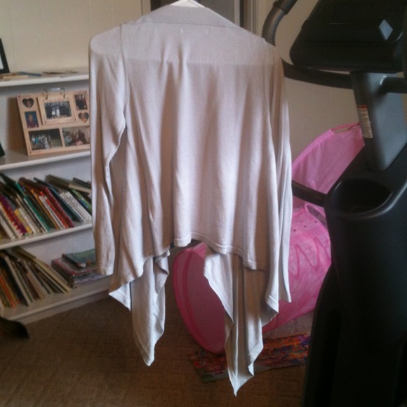 Light light blue Layered cardigan! - Picture 2 of 2