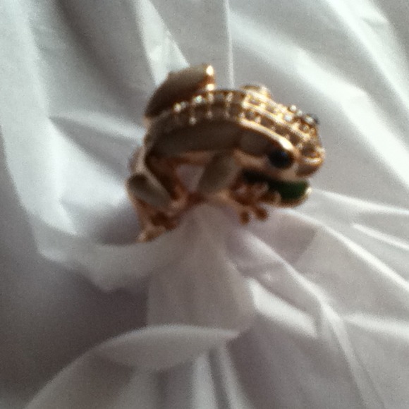 Frog Rhinestones Cocktail ring
