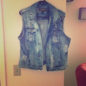 ⭕HOLD⭕Eddie Bauer Denim Vest