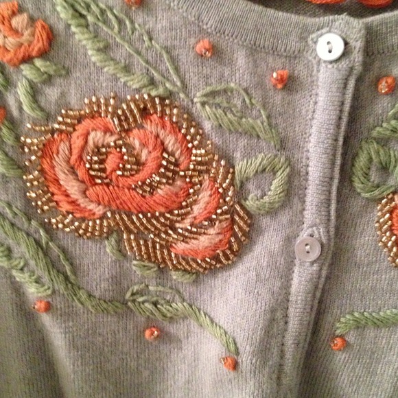 Sweater - Picture 2 of 4