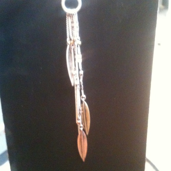 Long silver necklace w/copper yellow&silver leaves - Picture 2 of 3