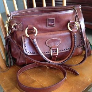 Dooney and Bourke medium satchel