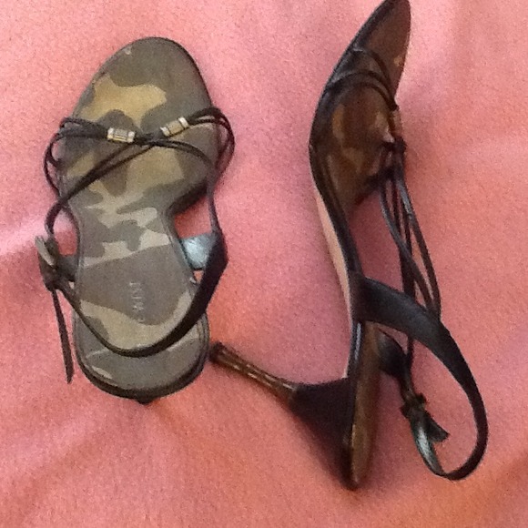 Nine West strappy sandals