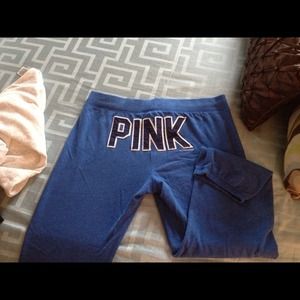 VS PINK 'Capri' sweat pants.LIKE NEW!! Large