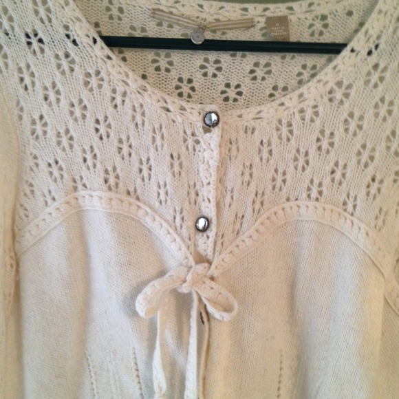 Sweater - Picture 2 of 3