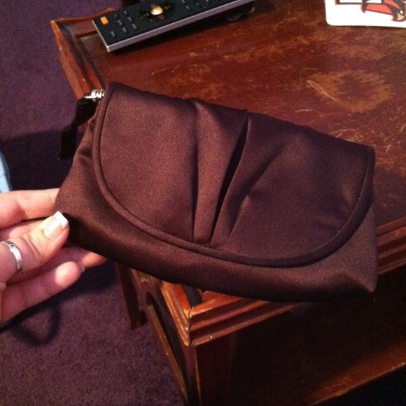 REDUCED!! Mini clutch