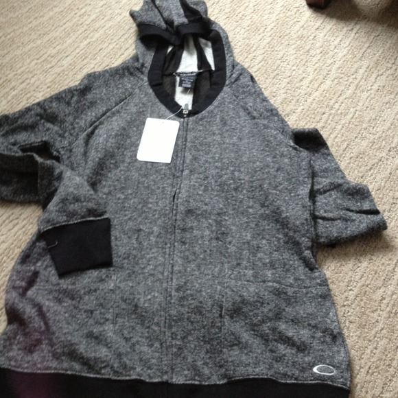 SOLD--- Oakley hoody