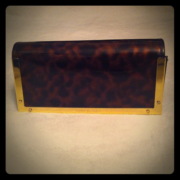 ❗SOLD❗Tory Burch Small multipurpose - Picture 1 of 3