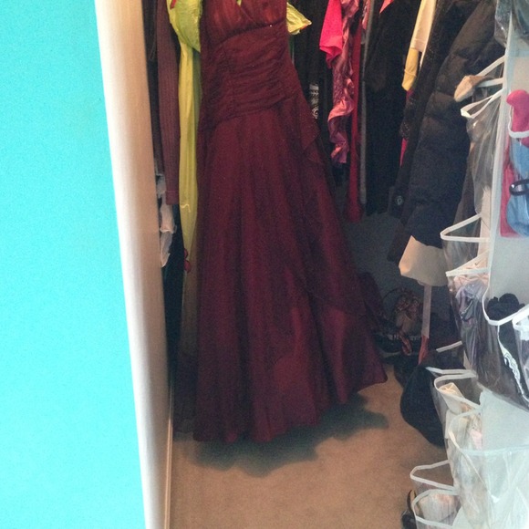 Masquerade brand fancy dress, size 7/8. Wine color - Picture 3 of 4