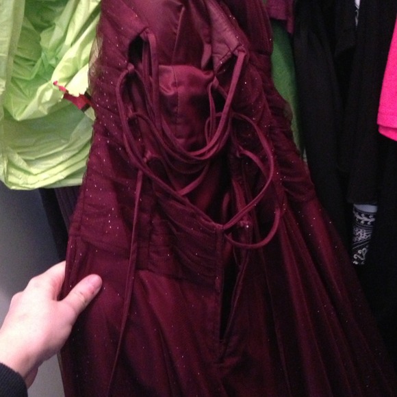 Masquerade brand fancy dress, size 7/8. Wine color - Picture 4 of 4