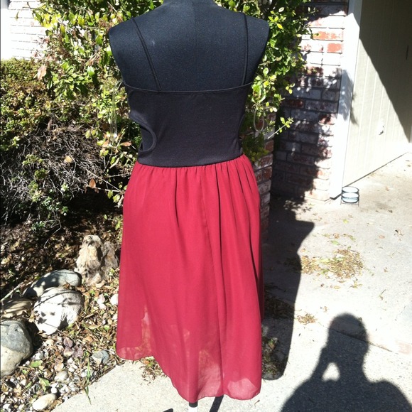 Maroon/black dress - Picture 2 of 4