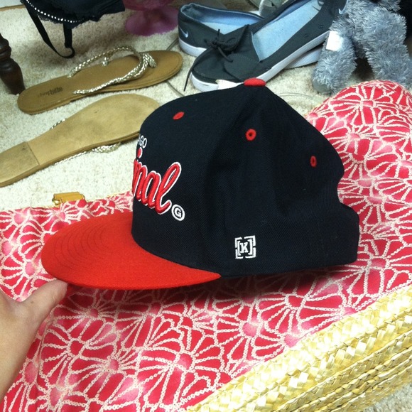 Snapback! - Picture 3 of 3