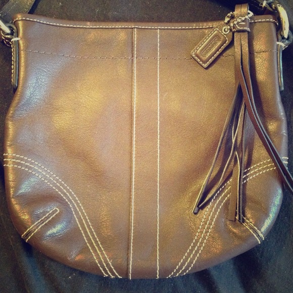 🎀 SALE TODAY🎀 Authentic Coach Cross-body bag