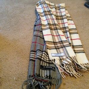 2 plaid scarves