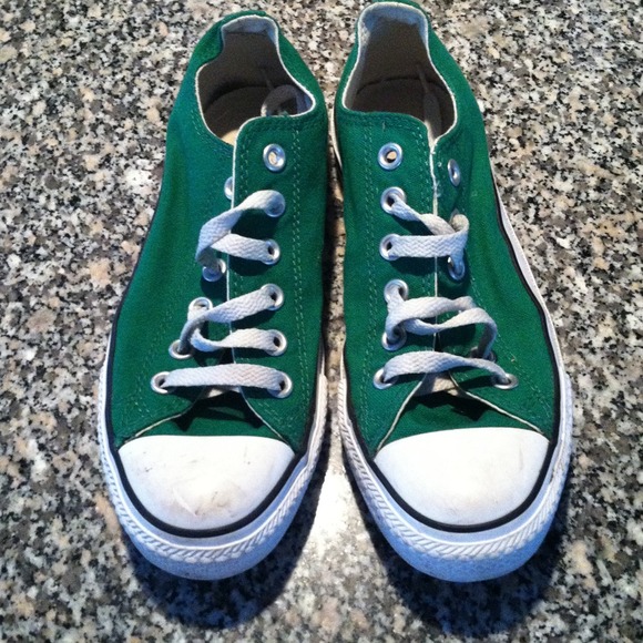 Green converse low tops