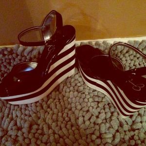 Jessica Simpson shoes