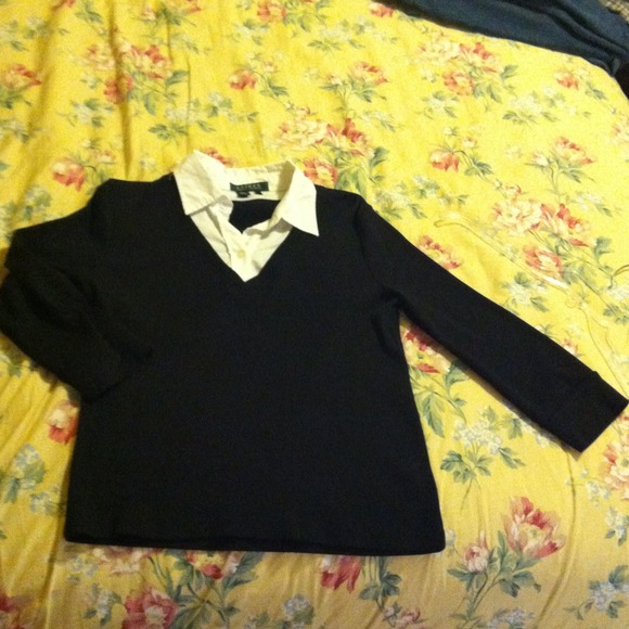 blouse - Picture 2 of 2