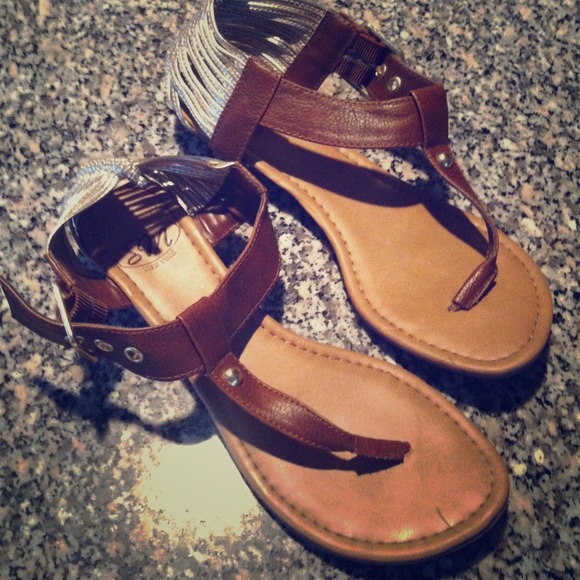 SM New York sandals