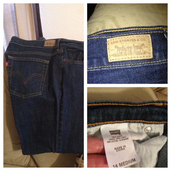 Levi's - straight leg jeans slightly worn. - Picture 1 of 2