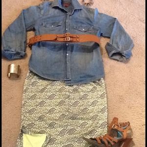 Beautiful lime green&gray Mossino skirt in medium
