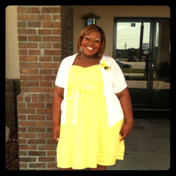 Torrid Yellow Summer dress. Size 24 Plus.