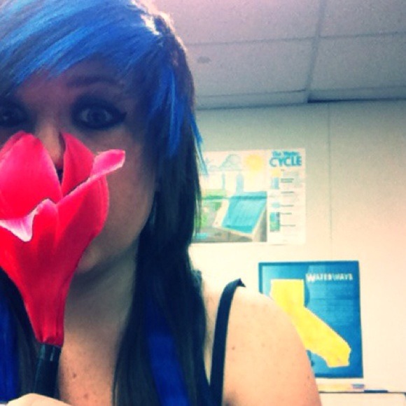 Emo? - Picture 3 of 4