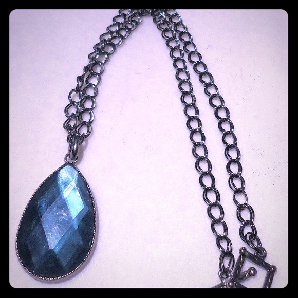Black gunmetal aqua pendant necklace - Picture 1 of 1
