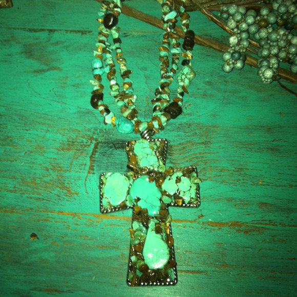 Turquoise and brown stone necklace
