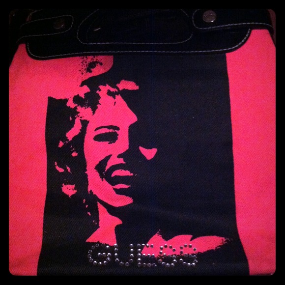 AUTHENTIC Marilyn Monroe Guess Purse - Picture 1 of 1