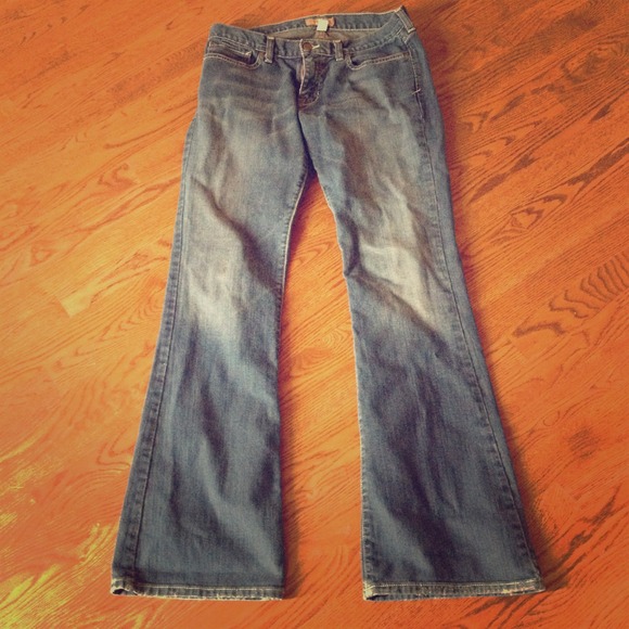 Abercrombie and Fitch Madison Flare Jeans 8L
