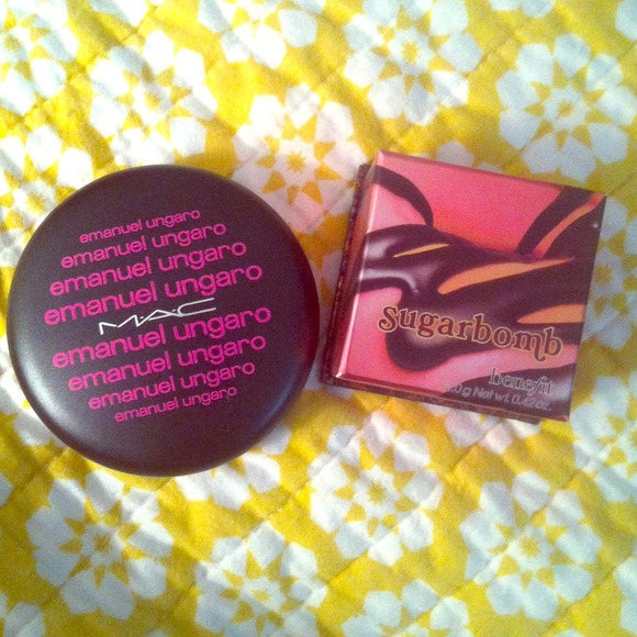 SOLD to Chermakeup*** MAC + Benefit Blush Lot