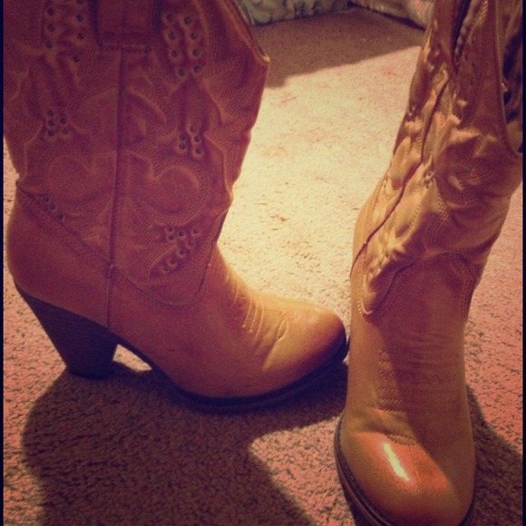 🚨RESERVED FOR CDUFFY12🚨 Cowgirl Boots