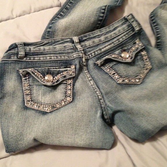 🚨Reduced🎉🚨super cute stretchy jeans short - Picture 2 of 3