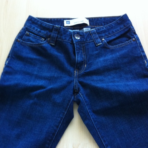 Gap - Classic Curvy Low Rise Jeans - Size 2R - Picture 2 of 2