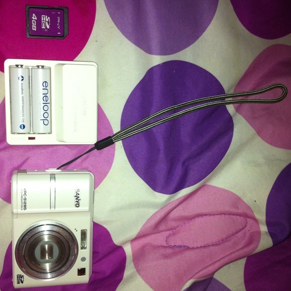 White Sanyo camera