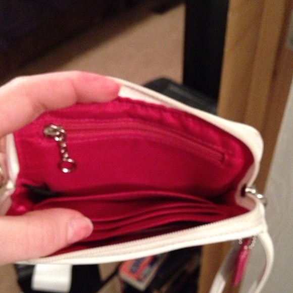 🚫Sold🚫Authentic coach wristlet - Picture 3 of 4