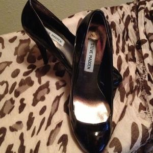 Steve Madden pumps