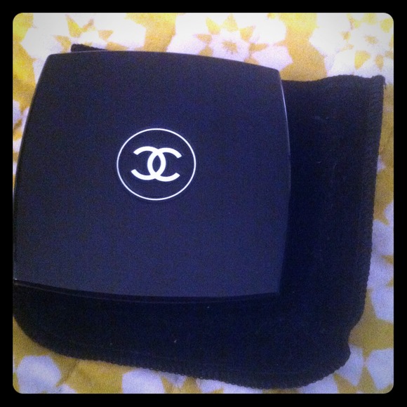 SOLD Chanel Mystic Eyes Eyeshadow Quad