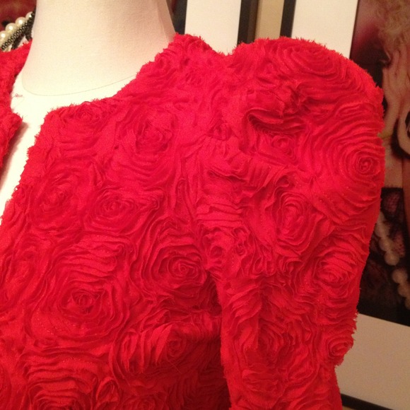 💥SOLD💥H&M Rose Embellished Jacket - Picture 2 of 4