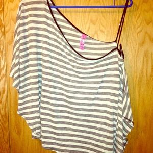 Retro off the shoulder top 🎀