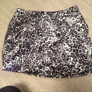 Bebe skirt