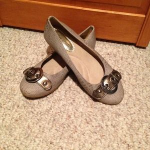 Kathy jean grey flats